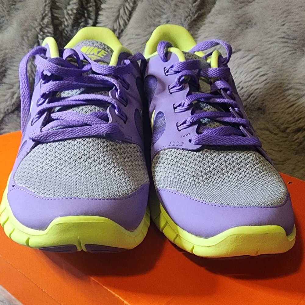 *NWB* Nike Free 5.0 Youth 6.5 Womens 8 - Picture 4 of 12